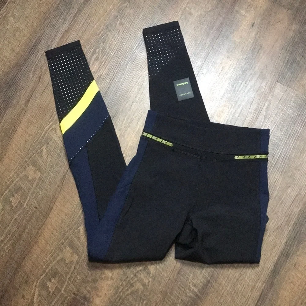 Lululemon Break New Ground *lululemon x Roksanda